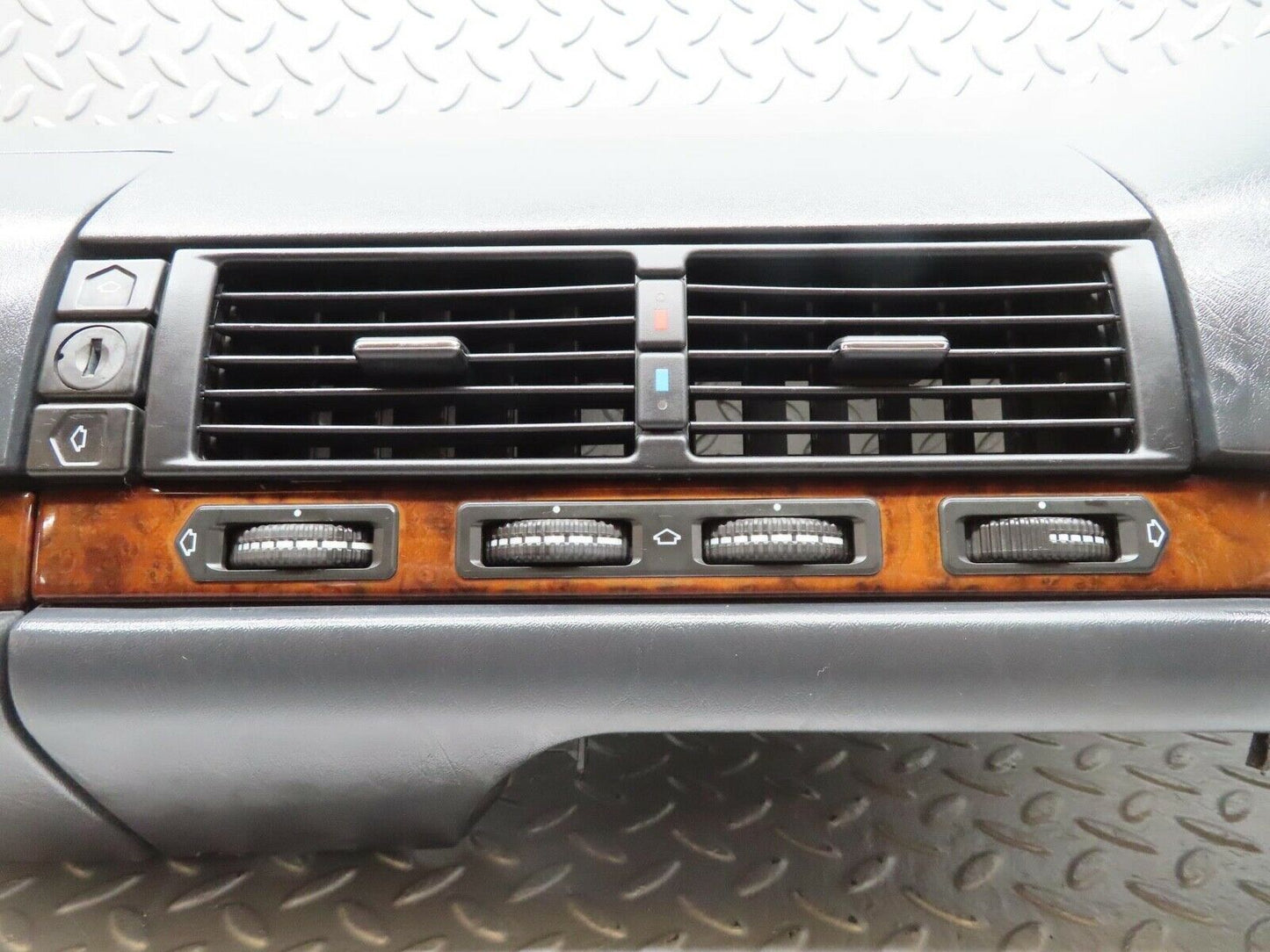 14892 Mercedes-Benz W140 S320 Dashboard
