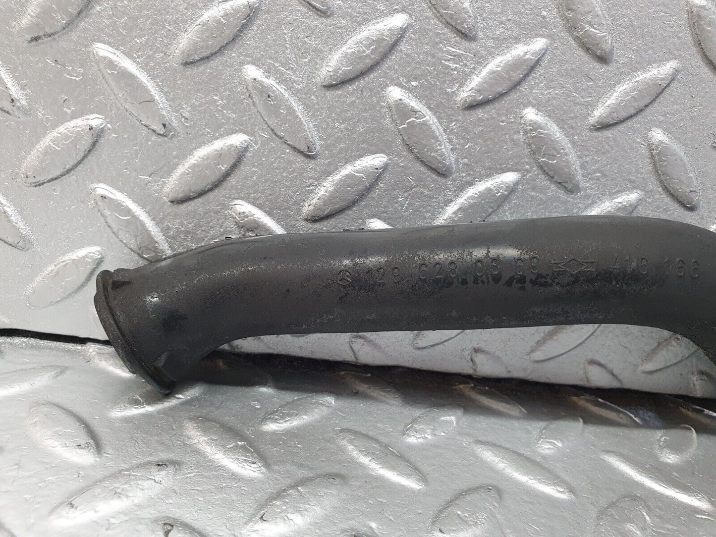 42522 Mercedes-Benz R129 320SL Coupe Water Drain Hose Pipe 1296280369