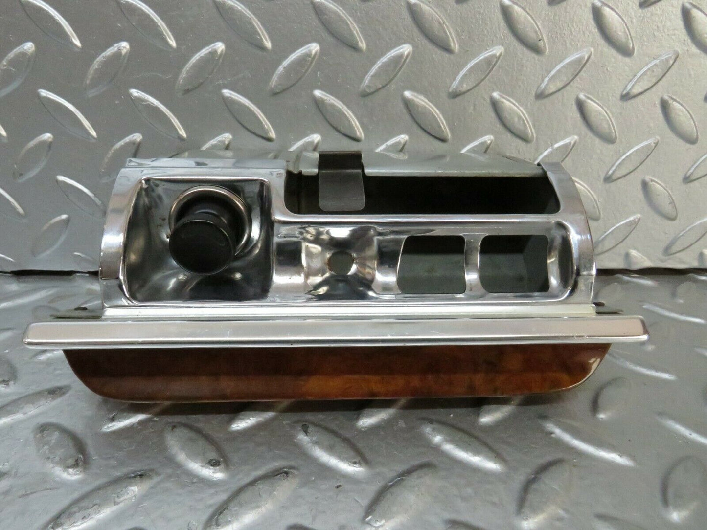 23735 Mercedes-Benz C107 450SLC Coupe Centre Console Ashtray Wood Finish