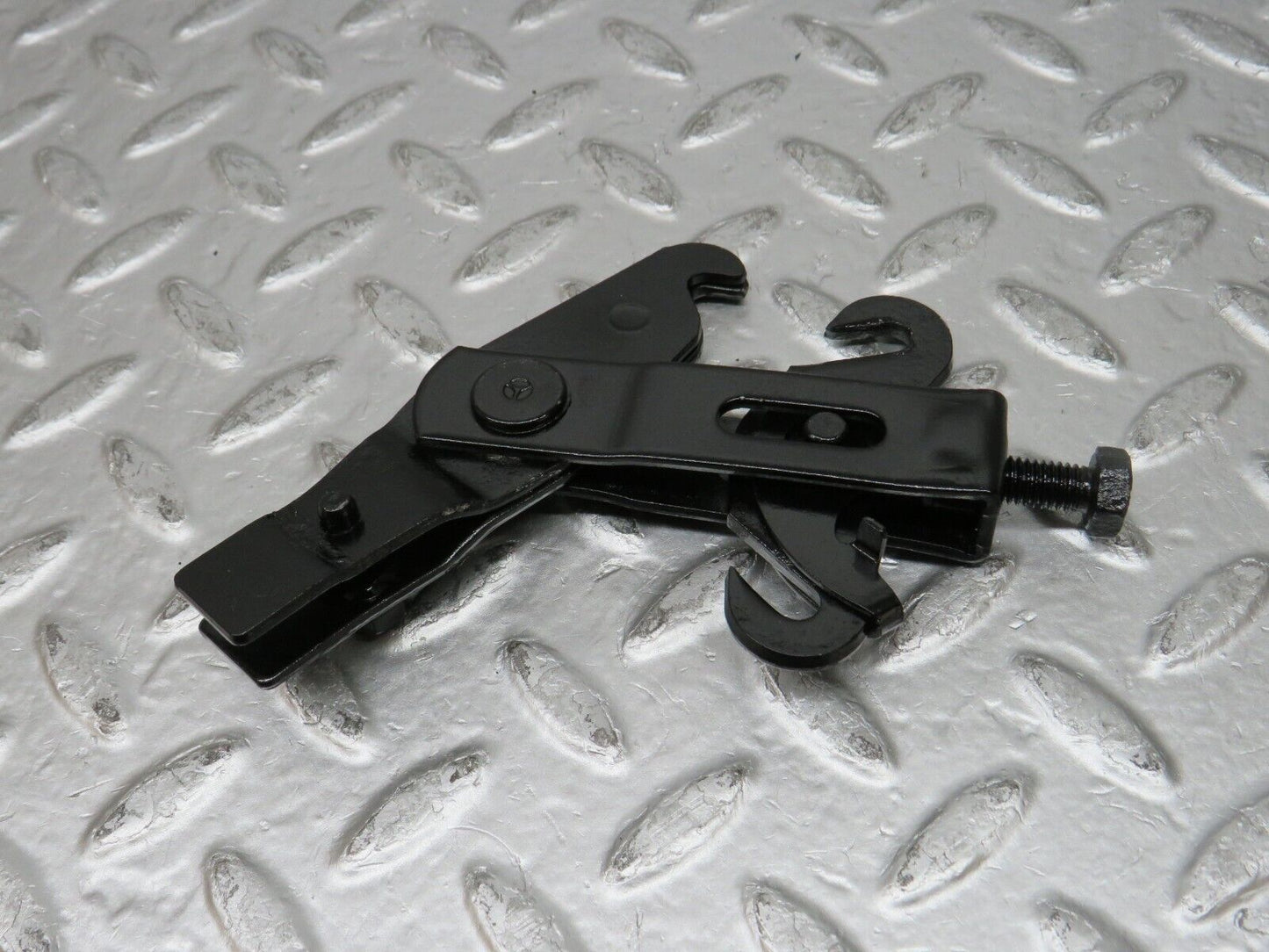 31783 Mercedes-Benz W201 190LE 1.8L Handbrake Adjusting Handbrake Regulator
