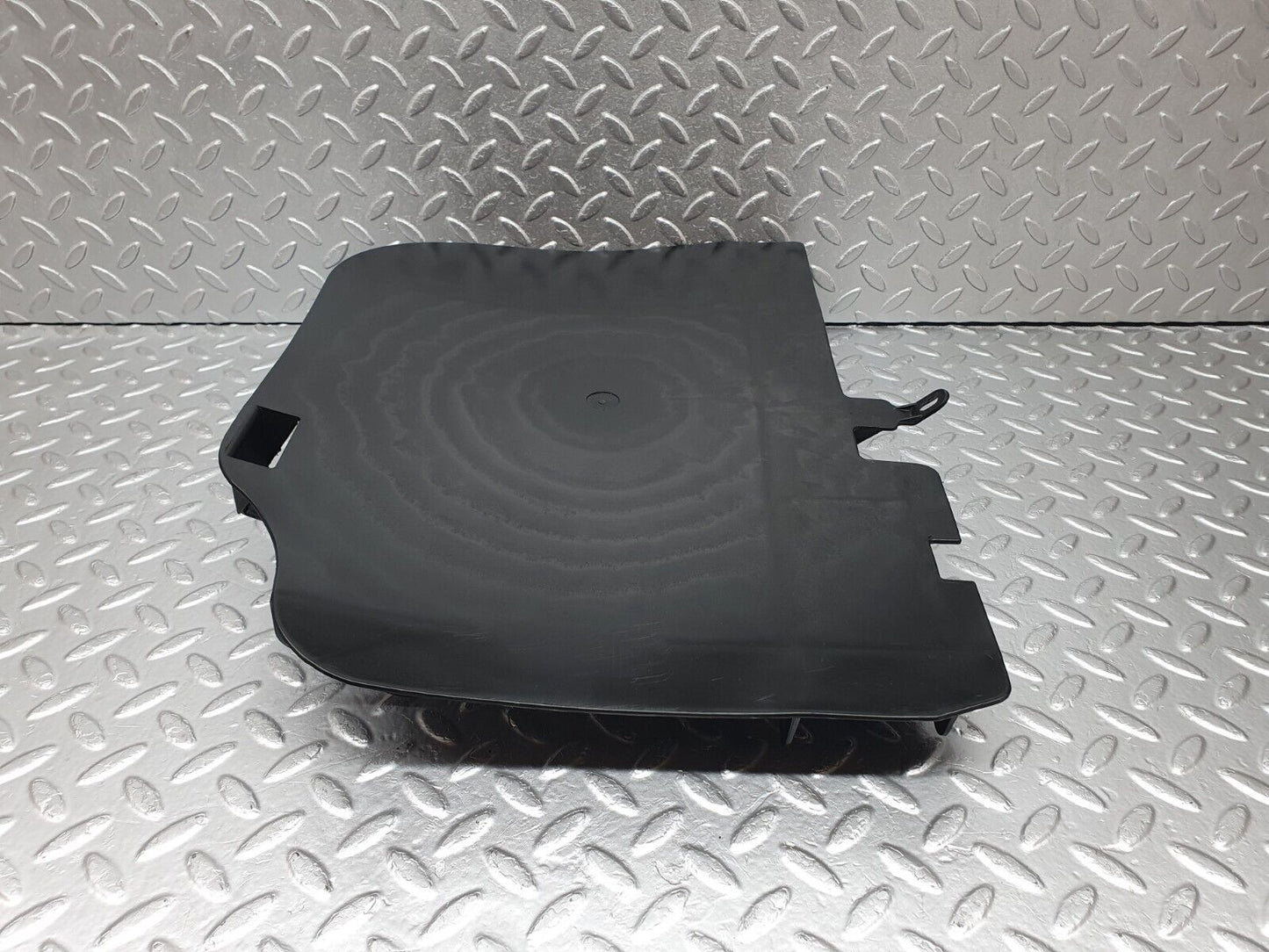 42724 Mercedes-Benz W201 190 2.0L Front Left Floor Cable Channel Cover 2016841137