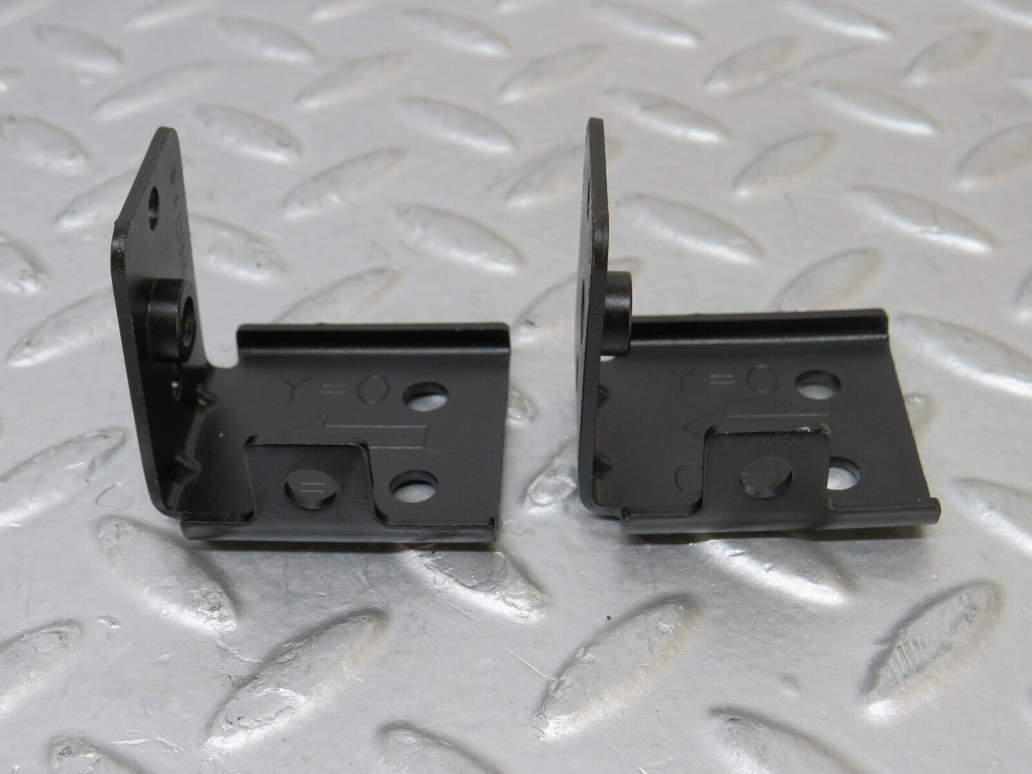 35170 Mercedes-Benz W221 Engine Bay Crash Sensor Bracket 2x 2215458040