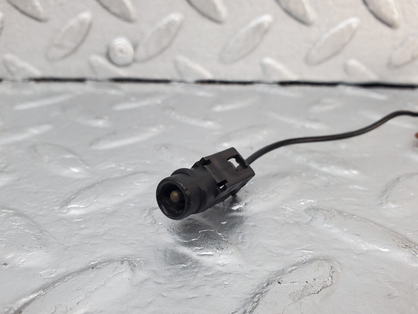 45232 Mercedes-Benz R129 300SL Coupe Windscreen Washer Nozzle 0155459928