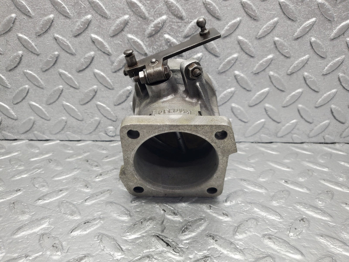 W112 throttle body valve used OEM