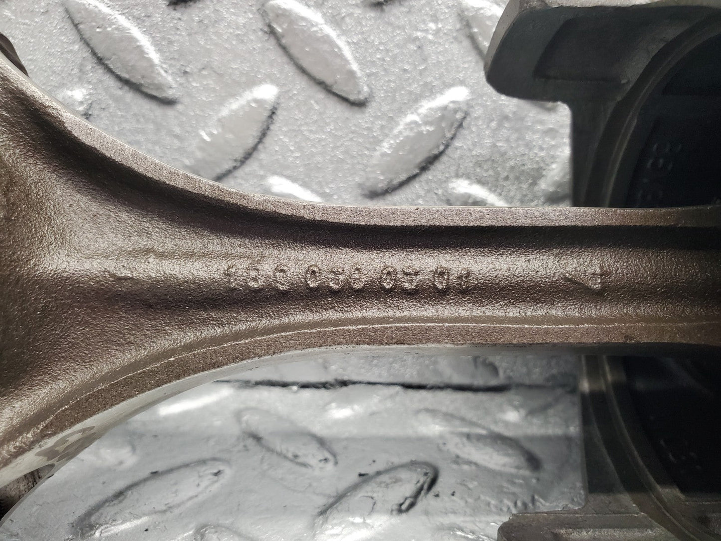 W112 piston with connecting rod used OEM