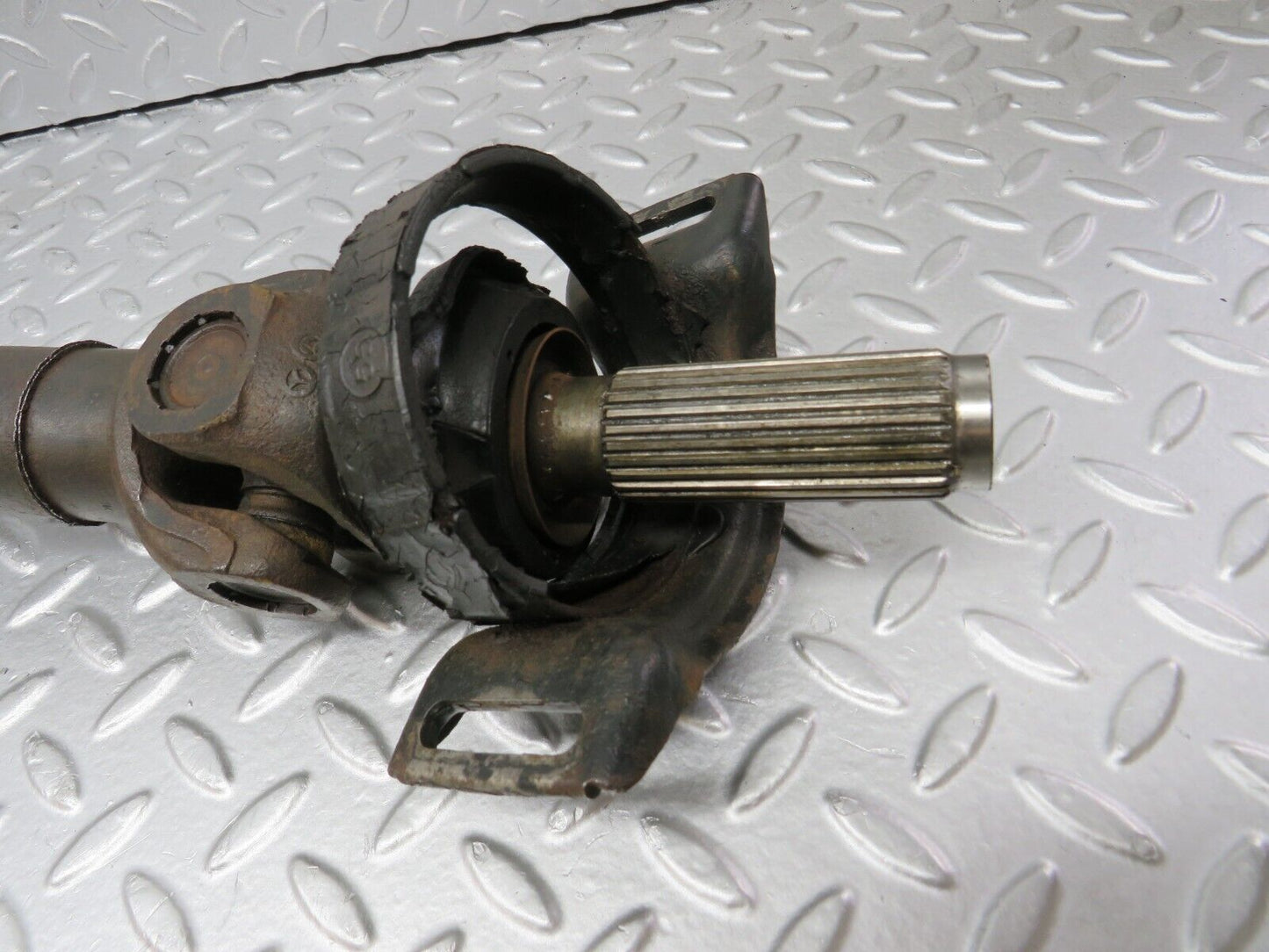 39973 Mercedes-Benz R107 350SL Coupe Cardan Shaft Prop Shaft 1164110115