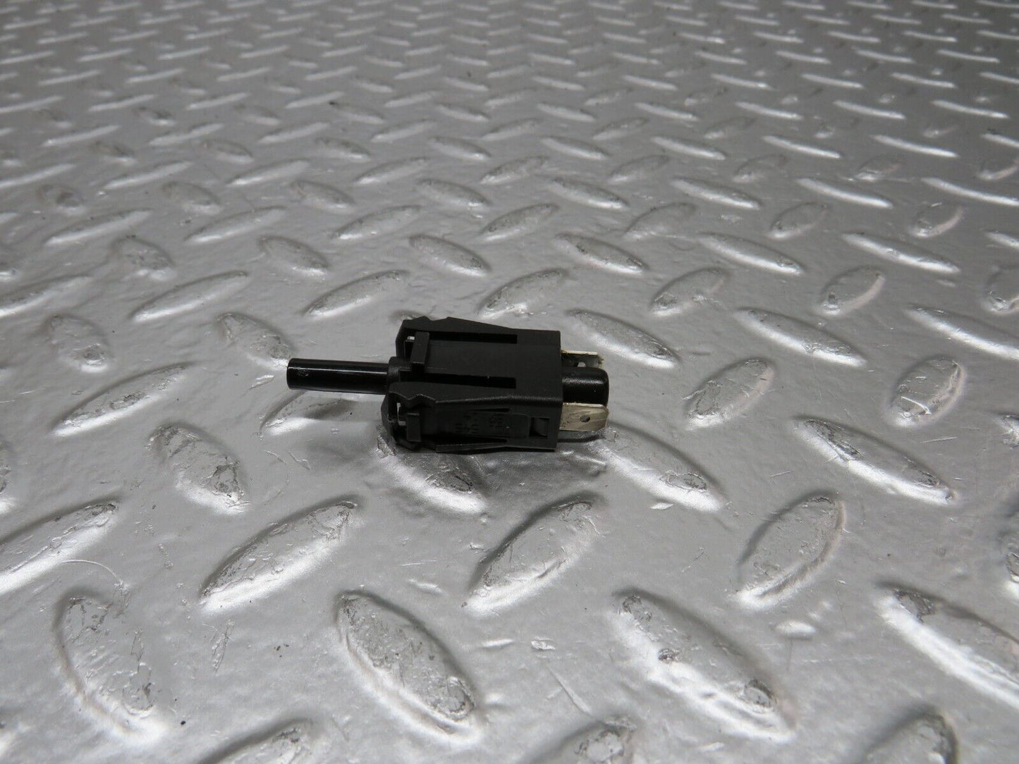 24993 Mercedes-Benz W140 S320 Door Contact Switch 0015458714
