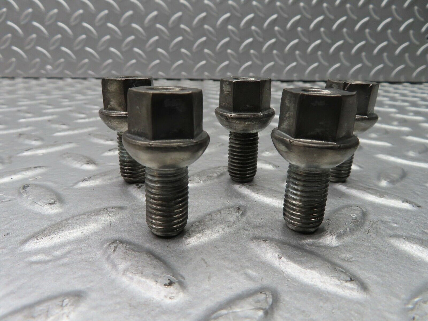 21639 Mercedes-Benz 5x Steel Wheel Lug Bolt M12x1.5