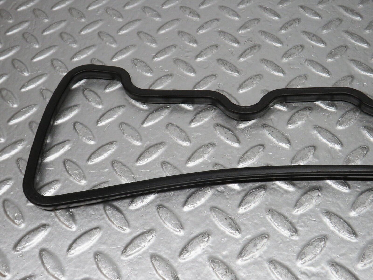 0107 Mercedes-Benz W116 350SE Valve Cover Gasket 1160161421