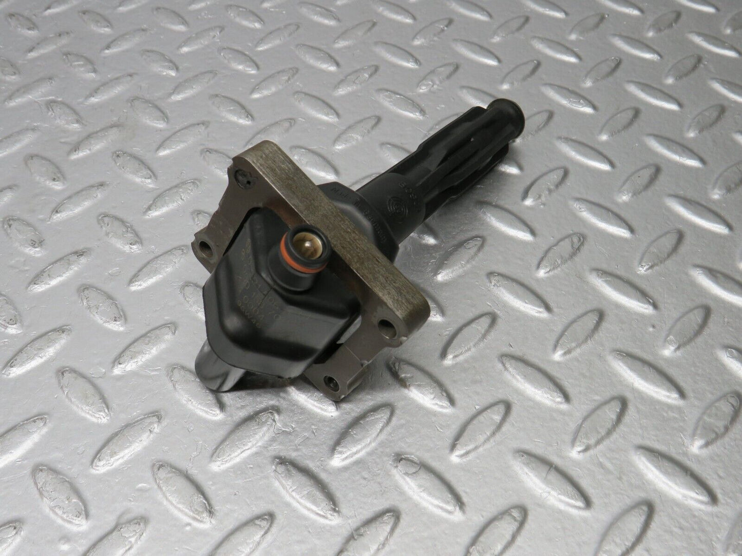 39496 Mercedes-Benz R129 320SL Coupe Ignition Coil 0001587003 0221506444 0001593542