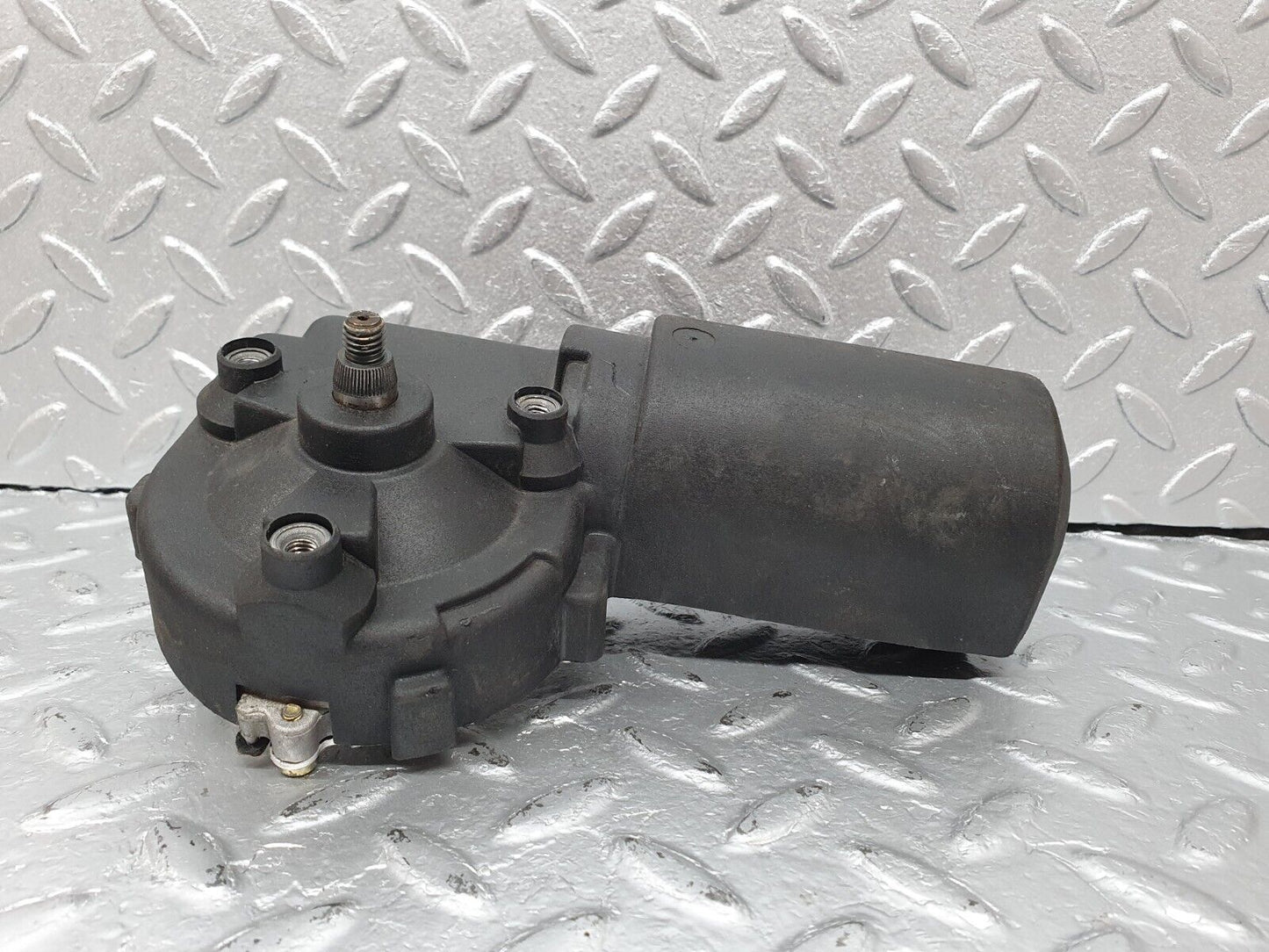 41446 Mercedes-Benz W124 200E Wiper Motor Bosch 0390241410