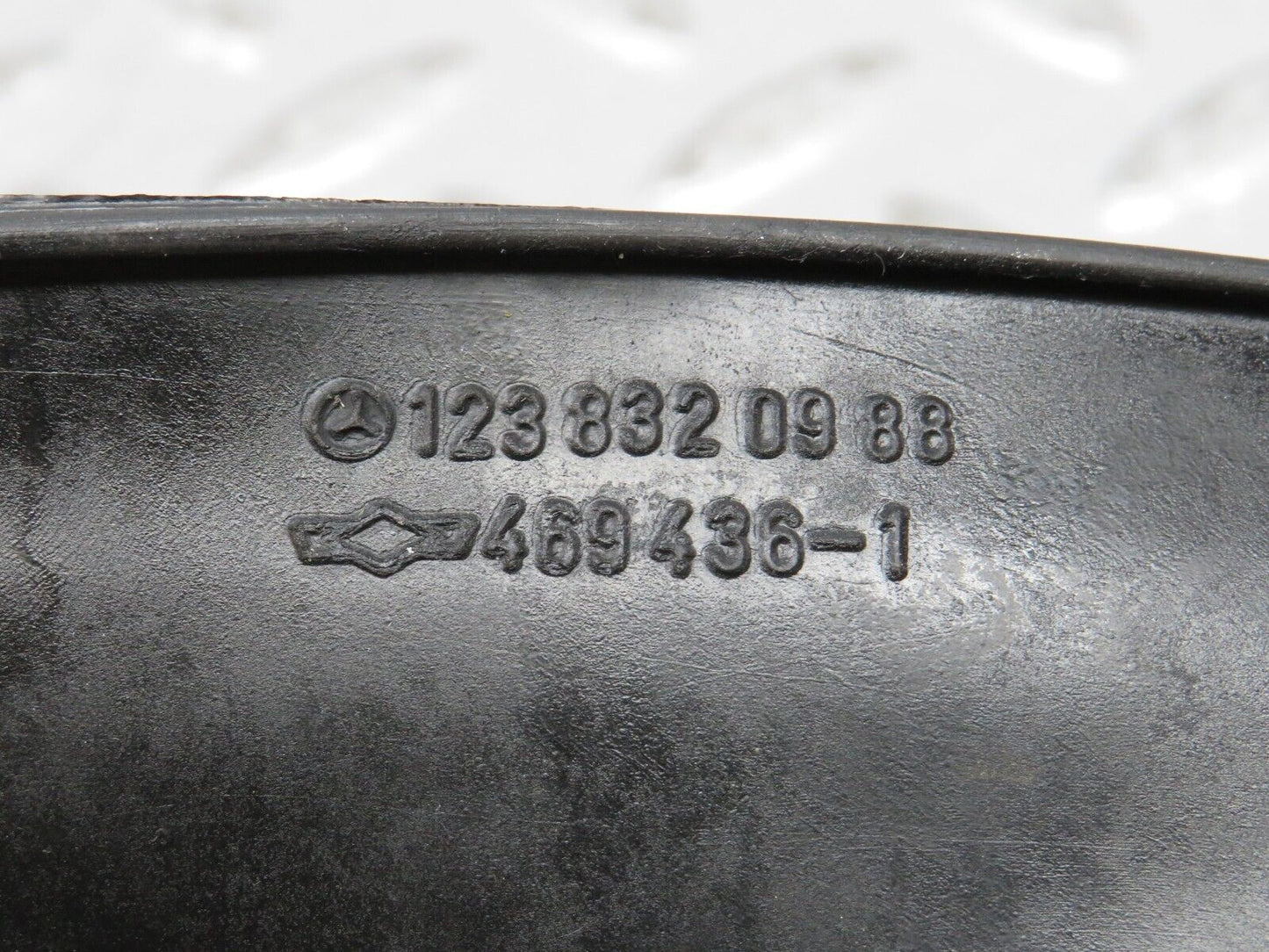 31978 Mercedes-Benz W123 230E Air Duct Rubber Hose 1238320988