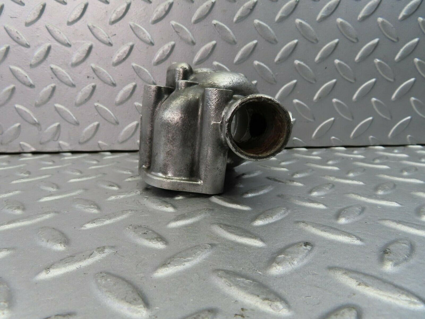 9078 Mercedes-Benz W115 Thermostat Housing 1802030173