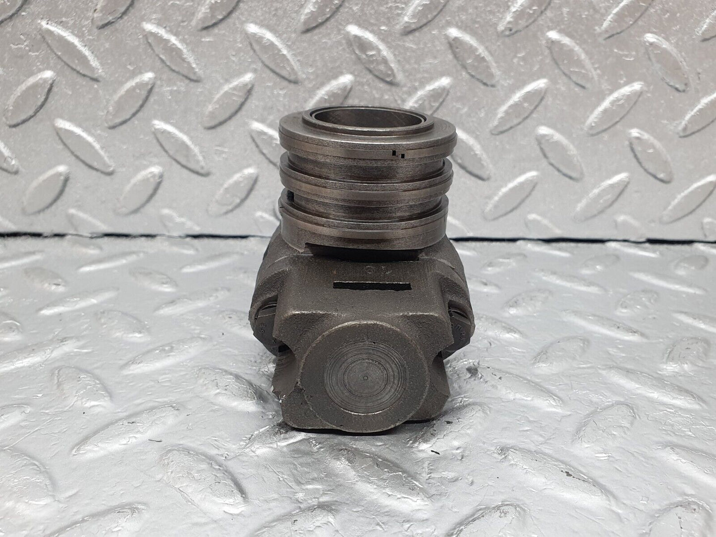 44234 Mercedes-Benz C107 350SLC Coupe Automatic Gearbox Governor 722.001 1092700174 1152771305