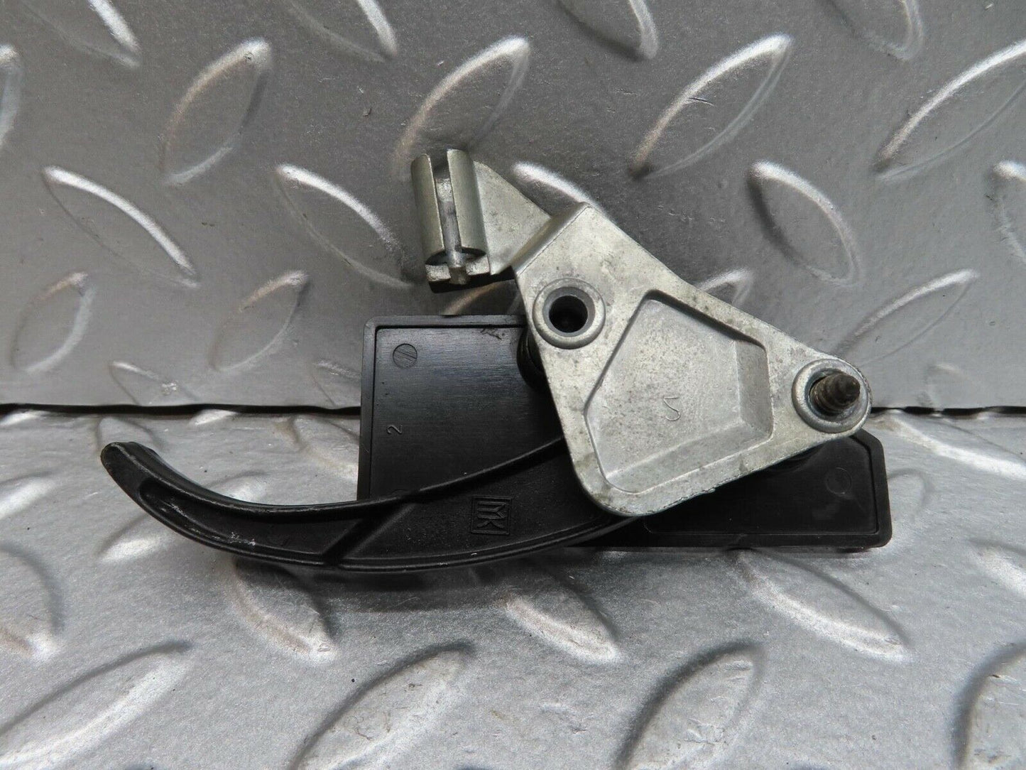 14407 Mercedes-Benz W116 350SE Bonnet Release Handle 1168800059