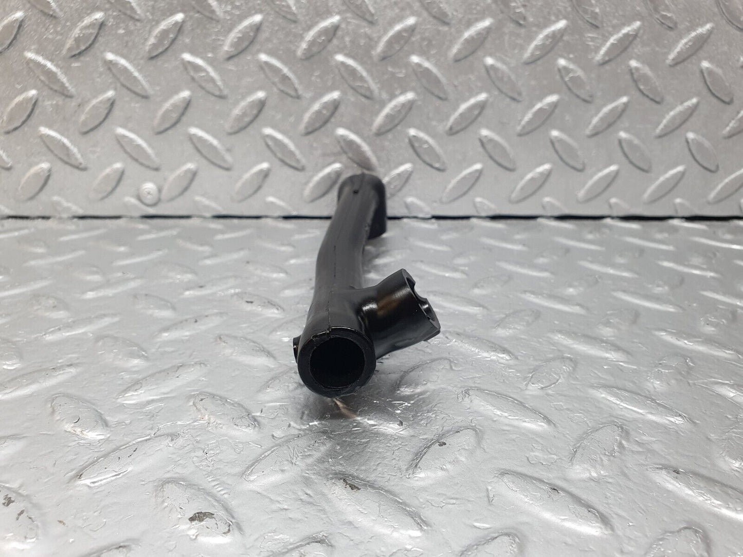 43958 Mercedes-Benz C123 230CE Coupe Air Intake Pipe 1020945882