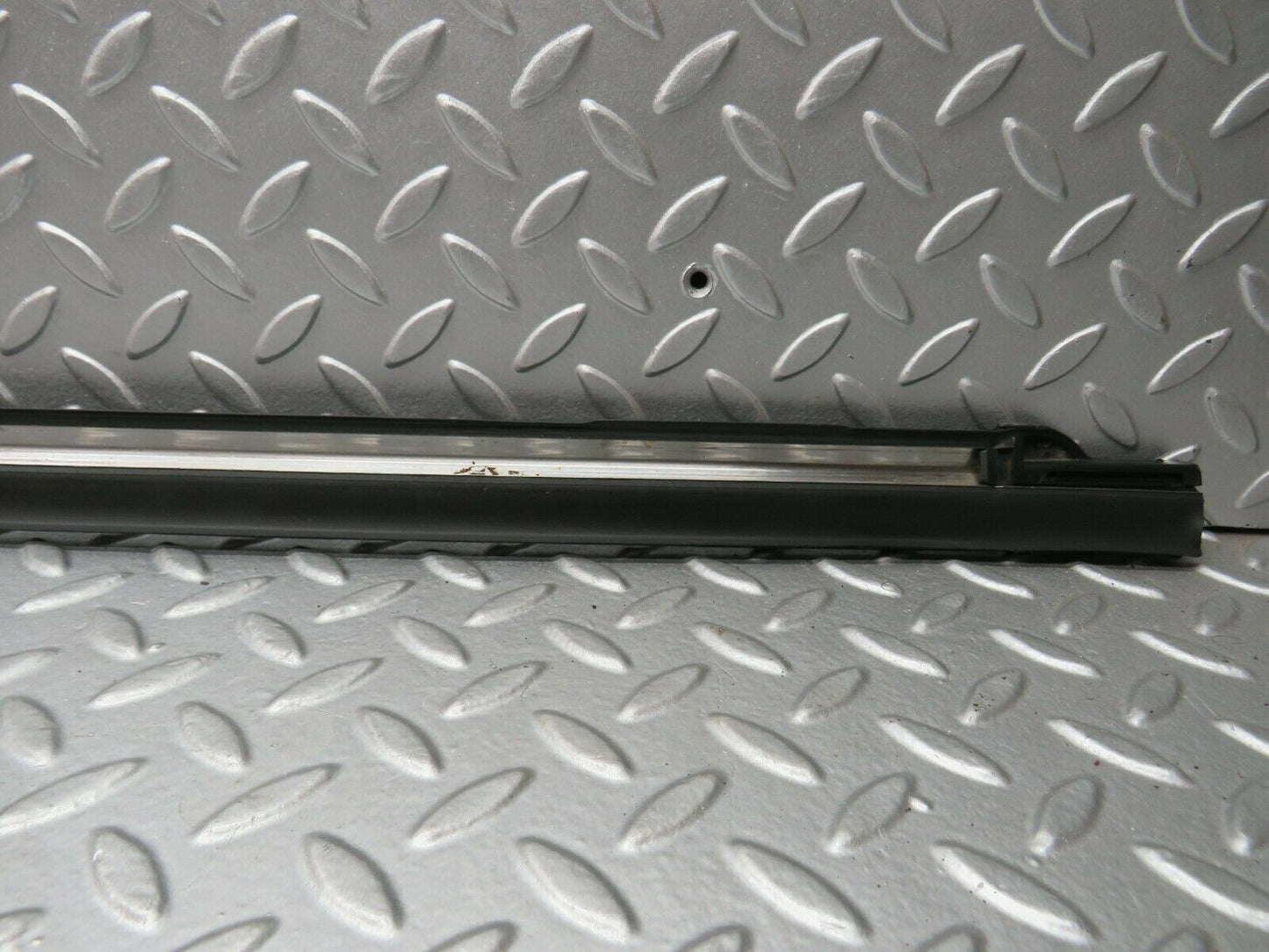 22268 Mercedes-Benz S123 280TE Wagon Rubber Seal Trim Right Side