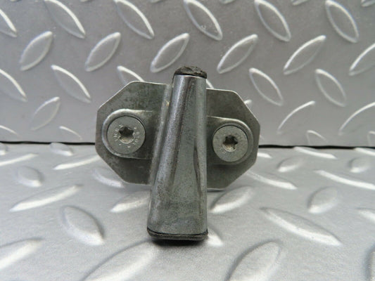 6760 Mercedes-Benz S124 E220 Wagon Door Lock Latch