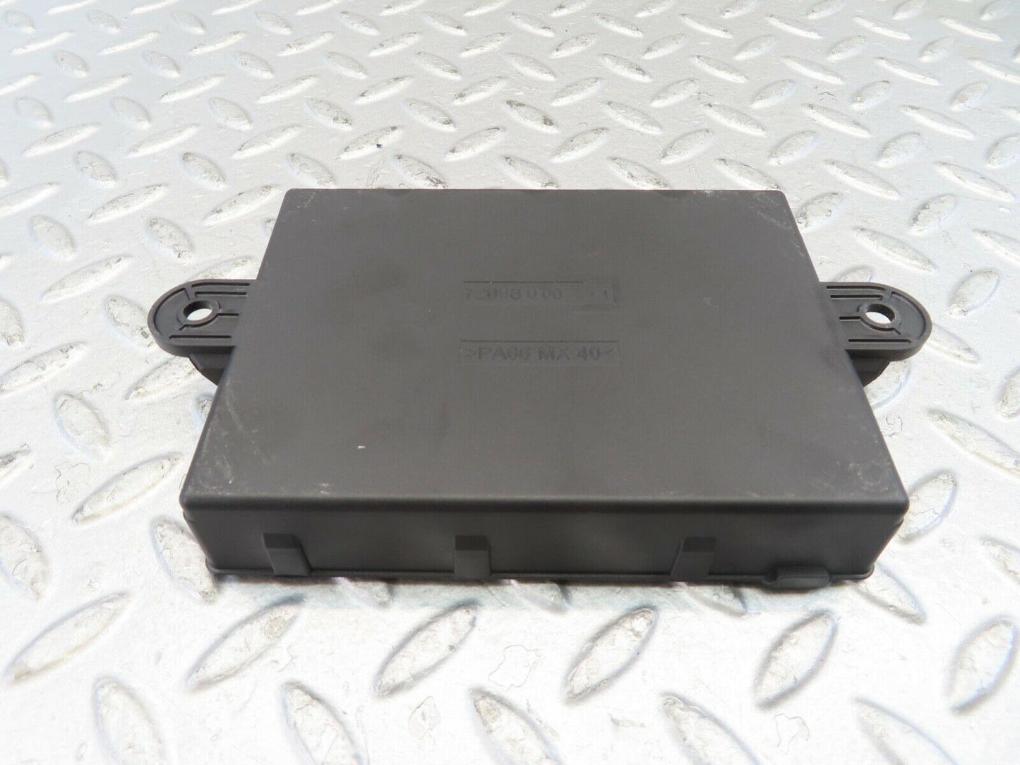 11084 Mercedes-Benz W221 S320 Rear Door Control Unit 2218702287