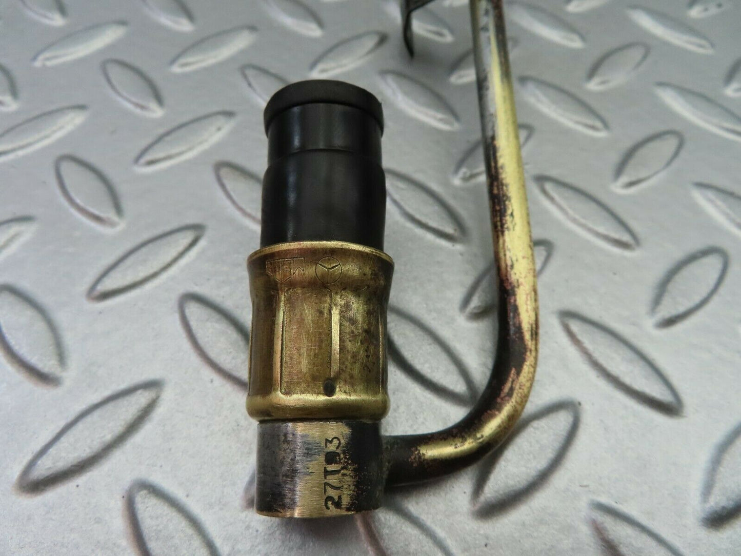 6779 Mercedes-Benz S124 E220 Wagon Fuel Hose Pipe
