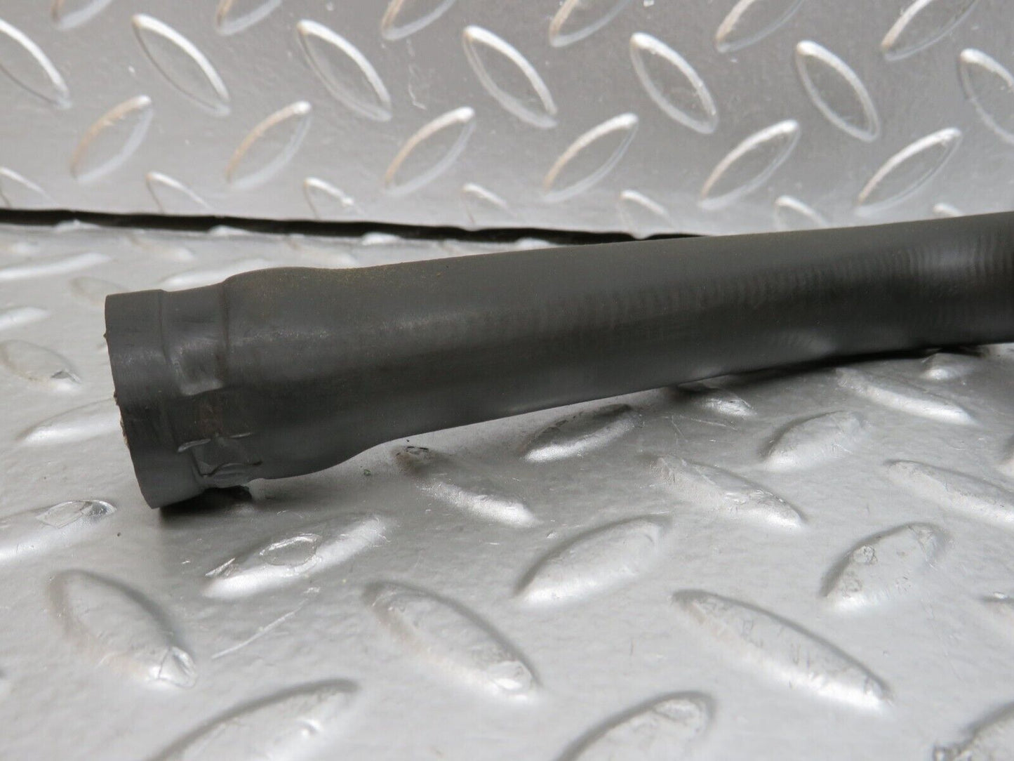 29563 Mercedes-Benz W124 230E Water Hose Pipe 1248329094