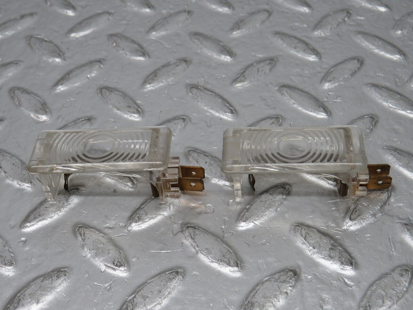 32465 Mercedes-Benz S124 300TE Wagon Under Dash Footwell Light 1248200401