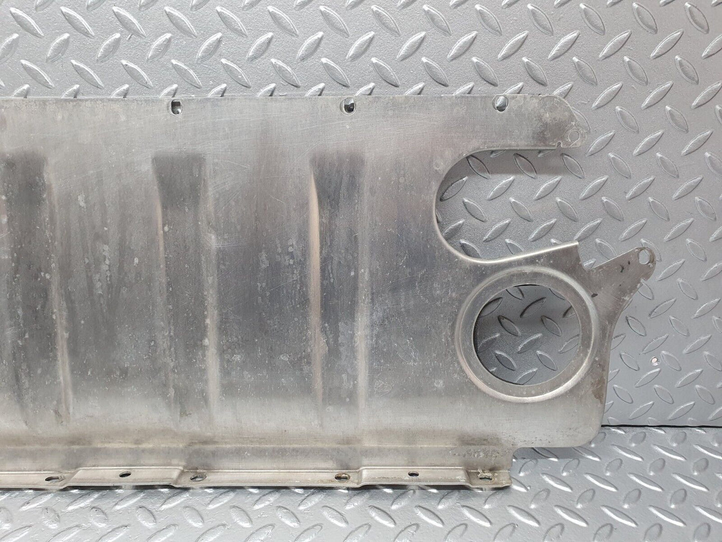 42229 Mercedes-Benz R129 320SL Coupe Fuel Tank Rear Cover