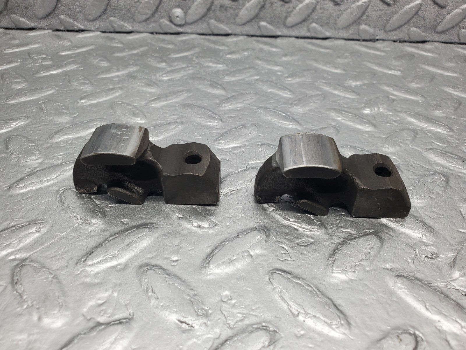 W126 Coupe rocker arm used OEM