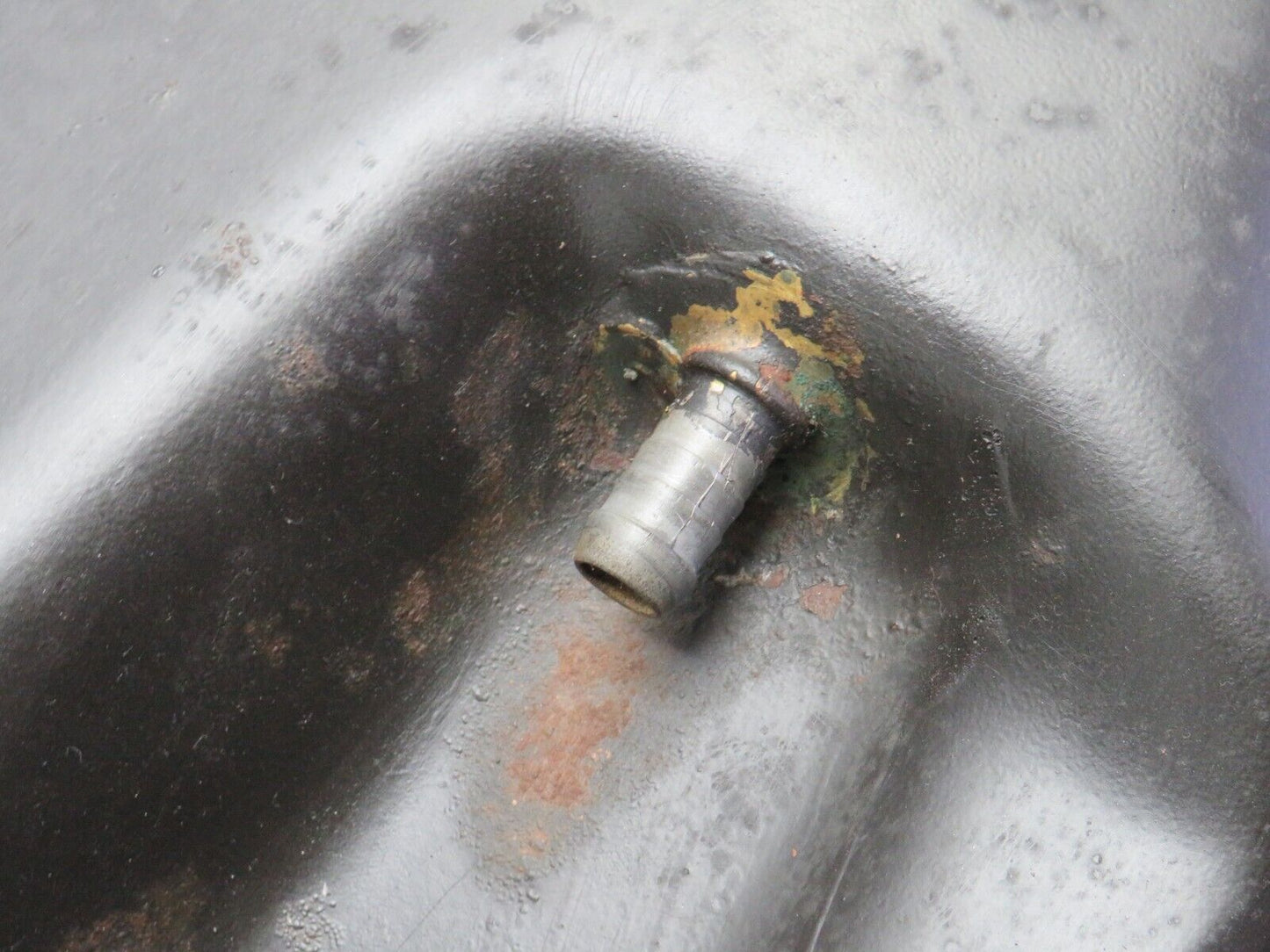 31913 Mercedes-Benz S124 220TE Wagon Fuel Tank