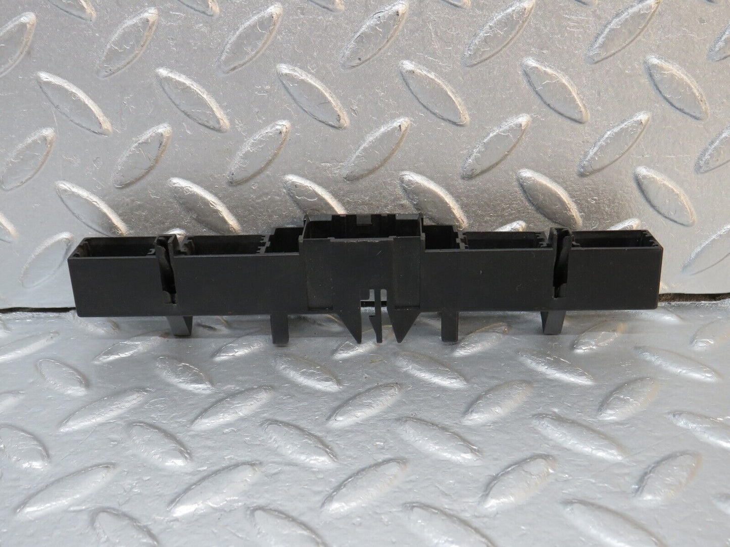 39749 Mercedes-Benz R129 320SL Coupe Connector Holder 1295451340