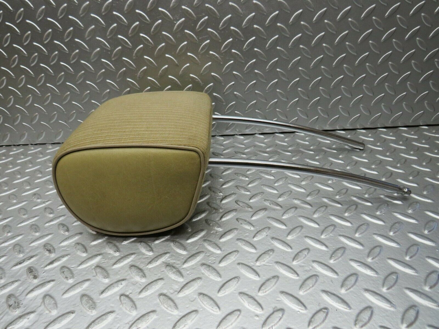24142 Mercedes-Benz W123 280E Front Seat Headrest