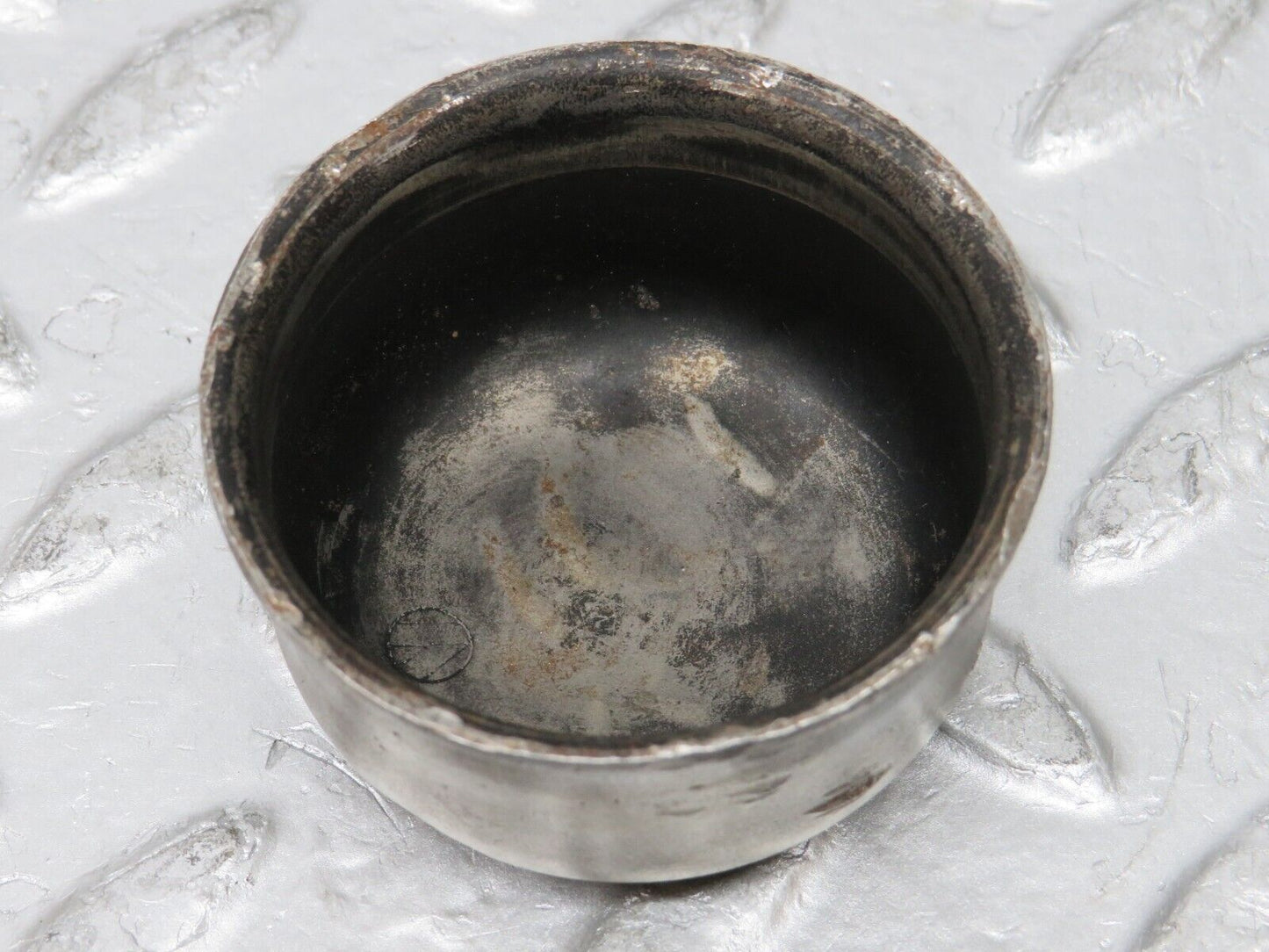 30087 Porsche 924 Wheel Hub Locking Cap