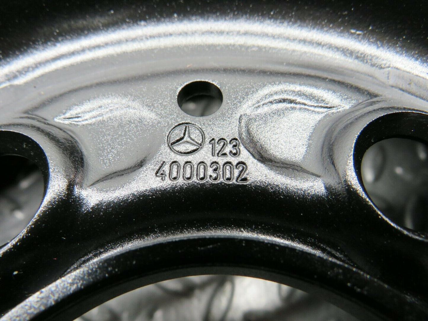 22183 Mercedes-Benz Steel Wheel 5.5Jx14H2 ET30 5x112 1234000302