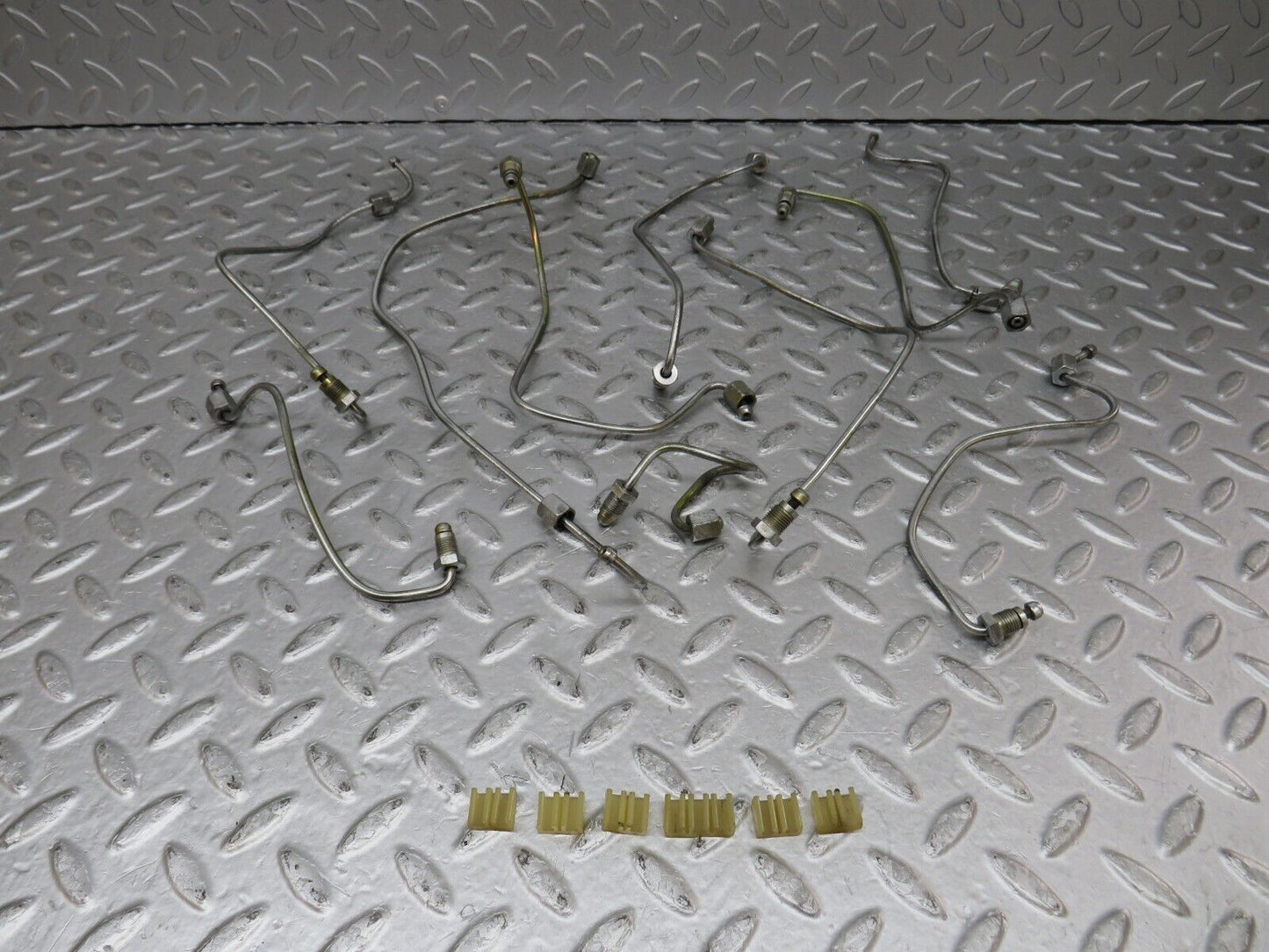 36297 Mercedes-Benz W126 420SE Fuel Line Pipe Set