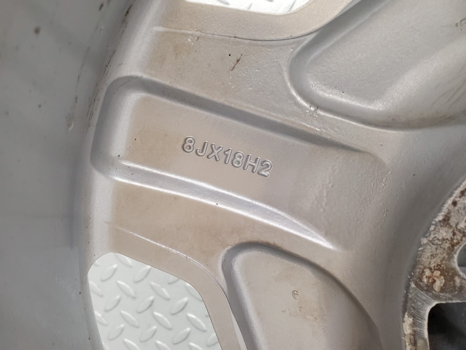 W124 Wagon alloy wheel set 8jx18 h2 et37 used OEM
