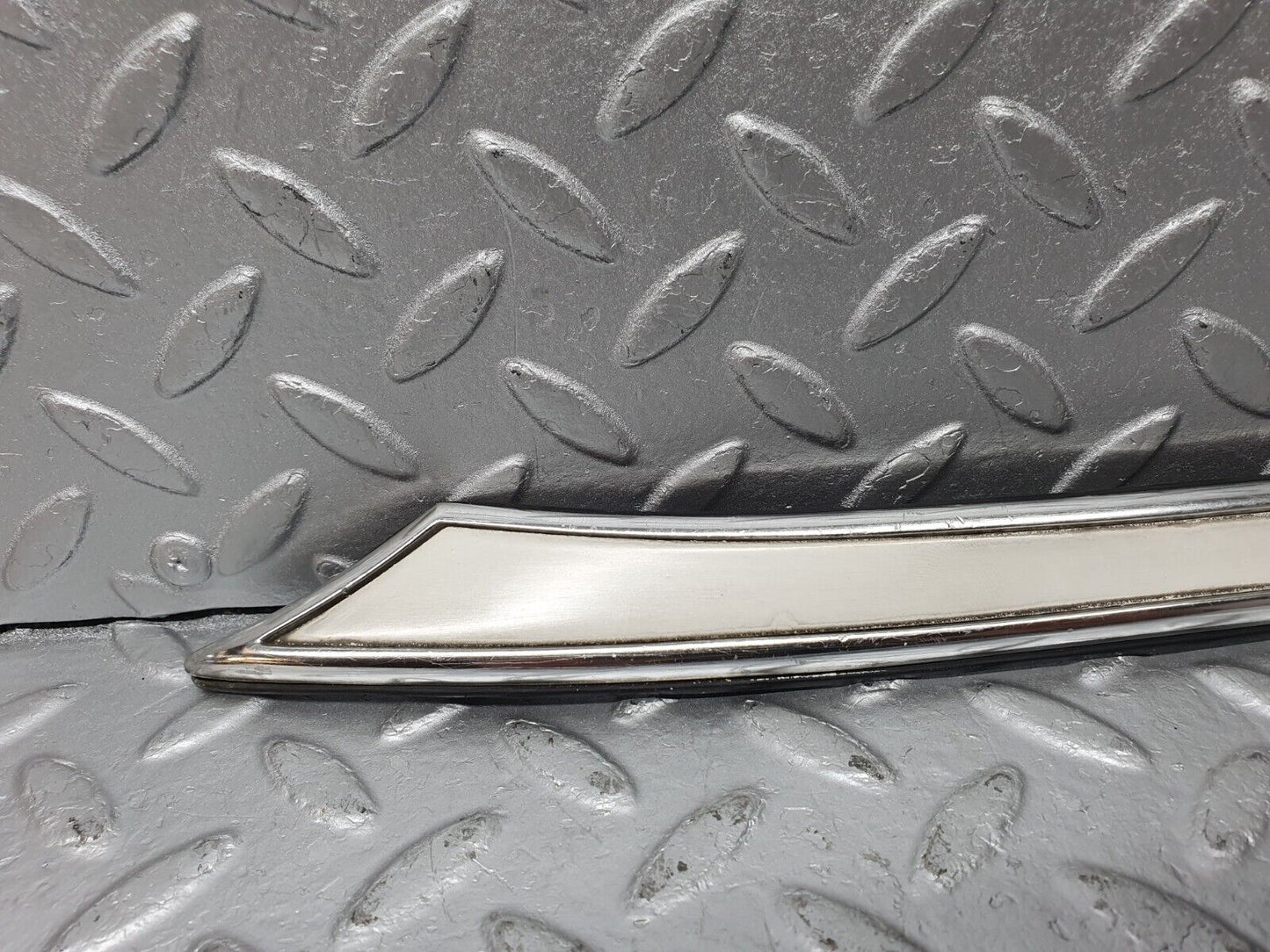40749 Mercedes-Benz W123 300D C Pillar Exterior Trim Right Side 1236902880