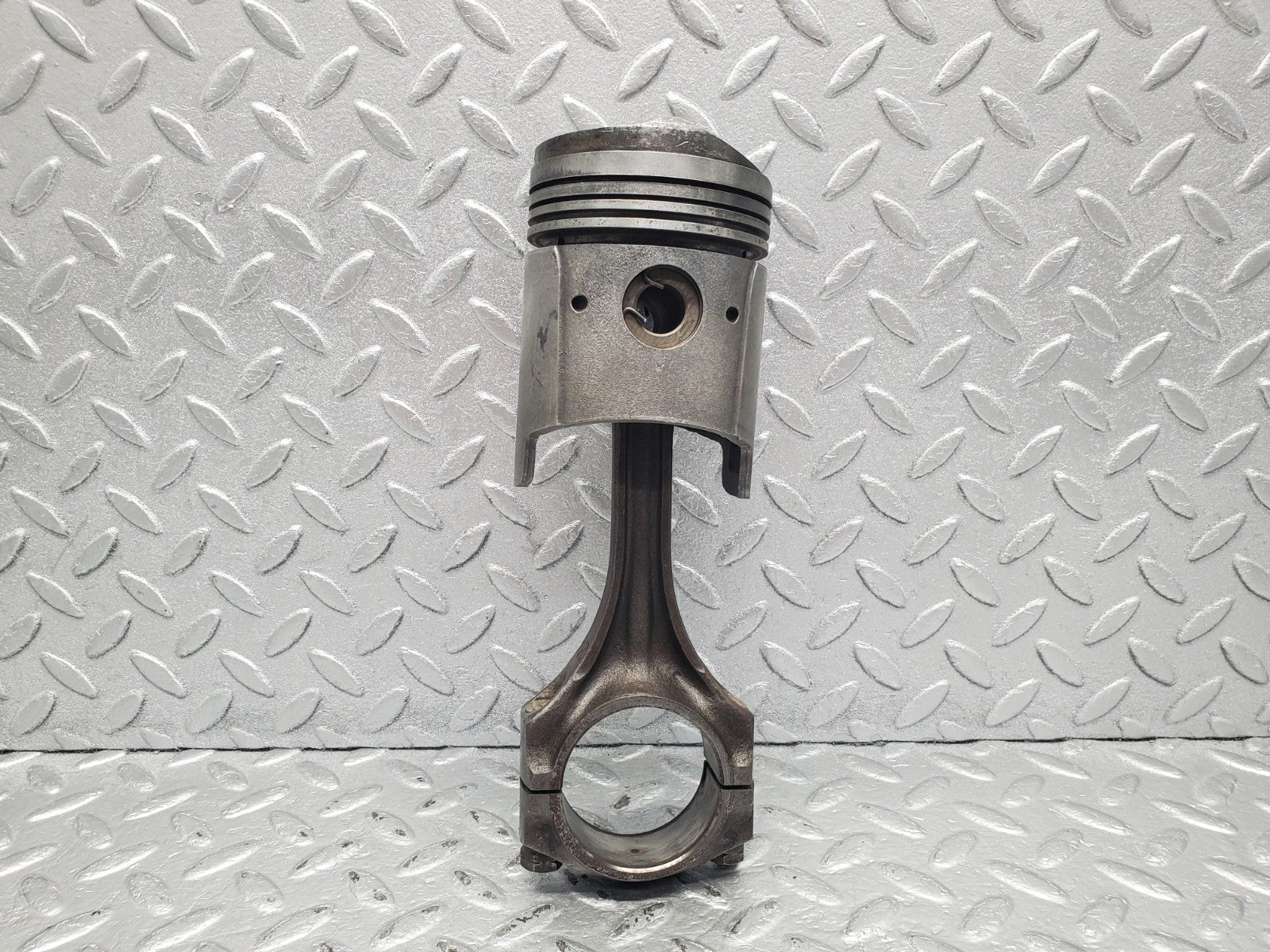 W112 piston and connecting rod used OEM