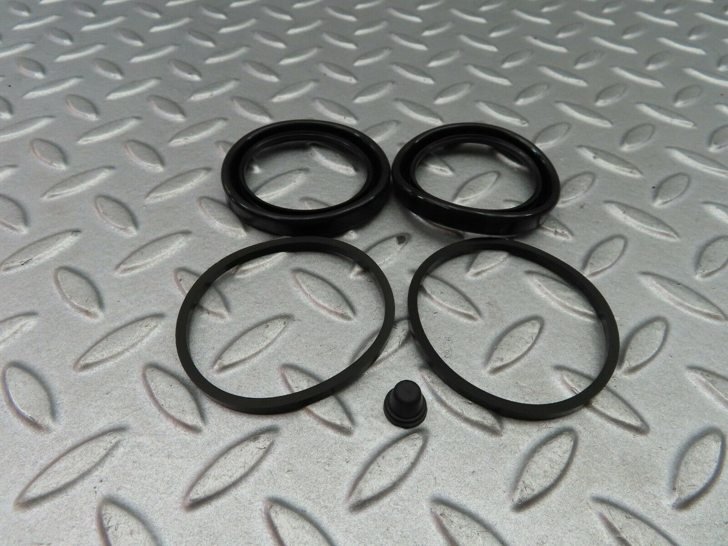 6004 Mercedes-Benz W123 Frenkit Brake Calpier Reapir Kit Front 260008