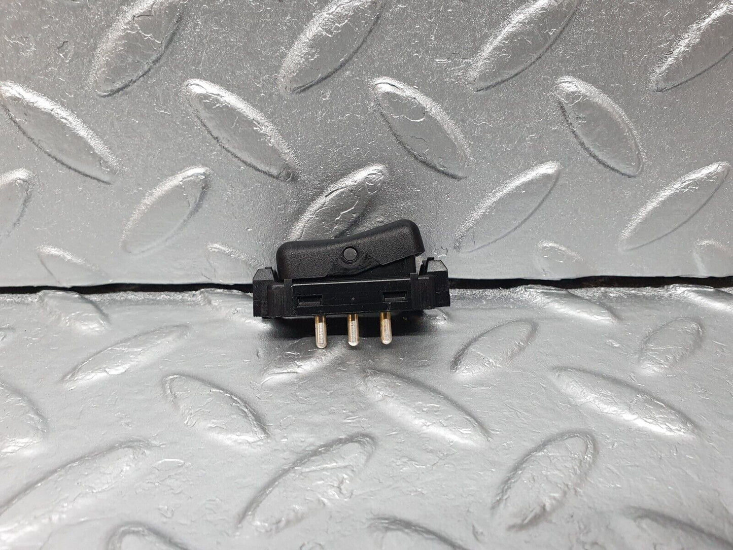 41649 Mercedes-Benz W124 200E Rear Interior Light Switch 1248201410