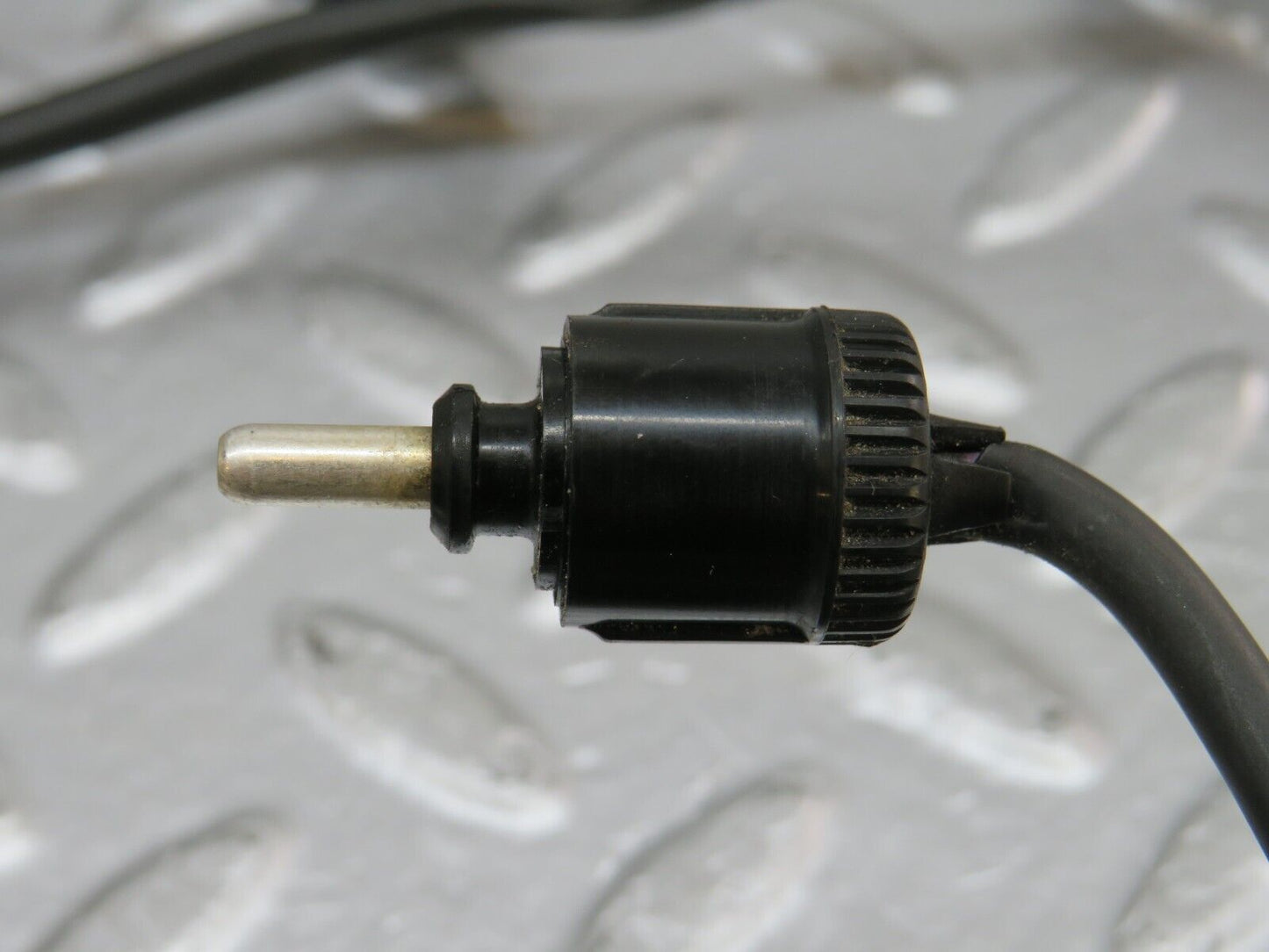 33880 Mercedes-Benz W201 190E 2.0L Battery Wire Cable 2015401030 1155460035