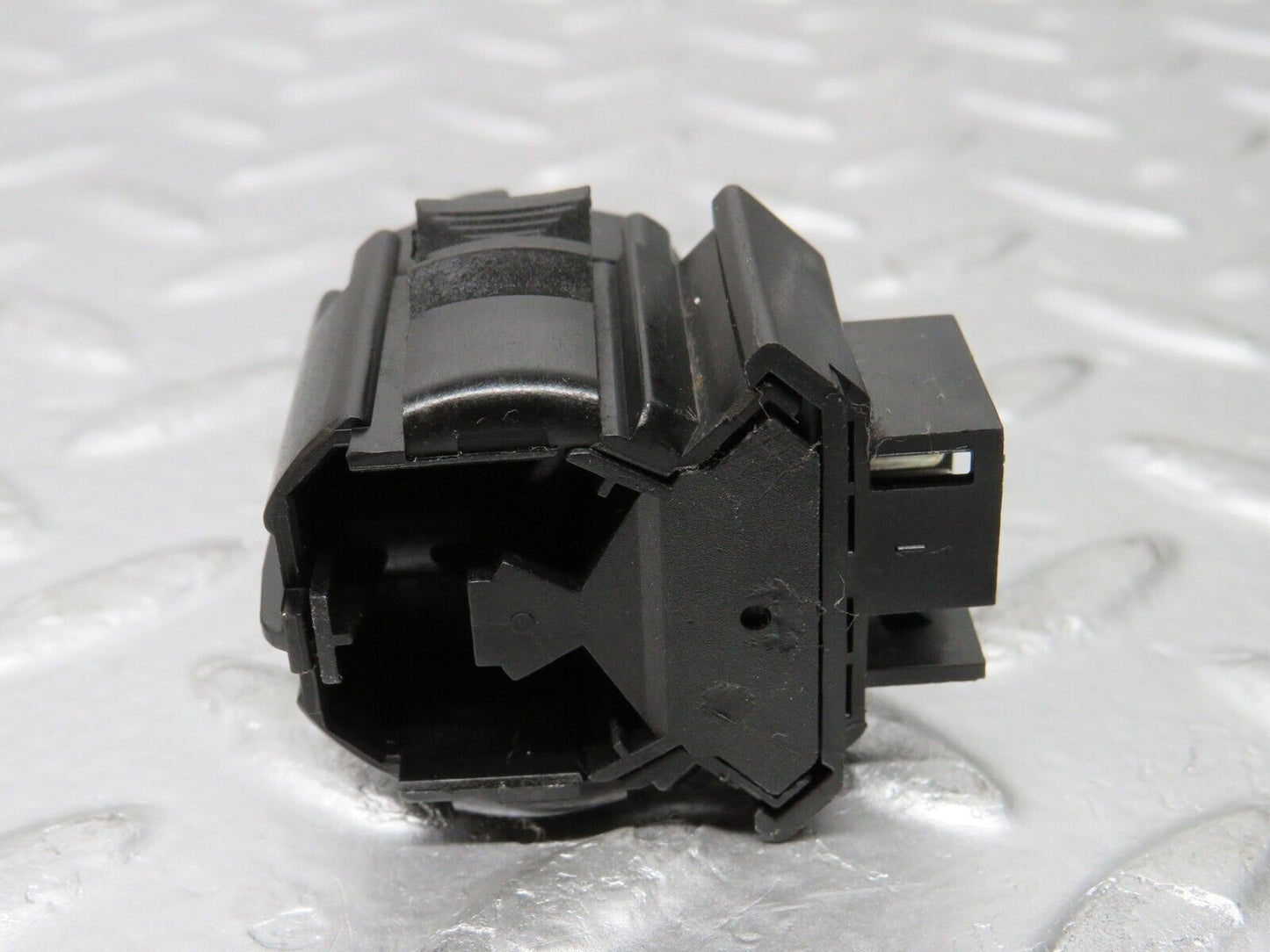 29541 Mercedes-Benz W124 230E Kick Down Switch 0025452214