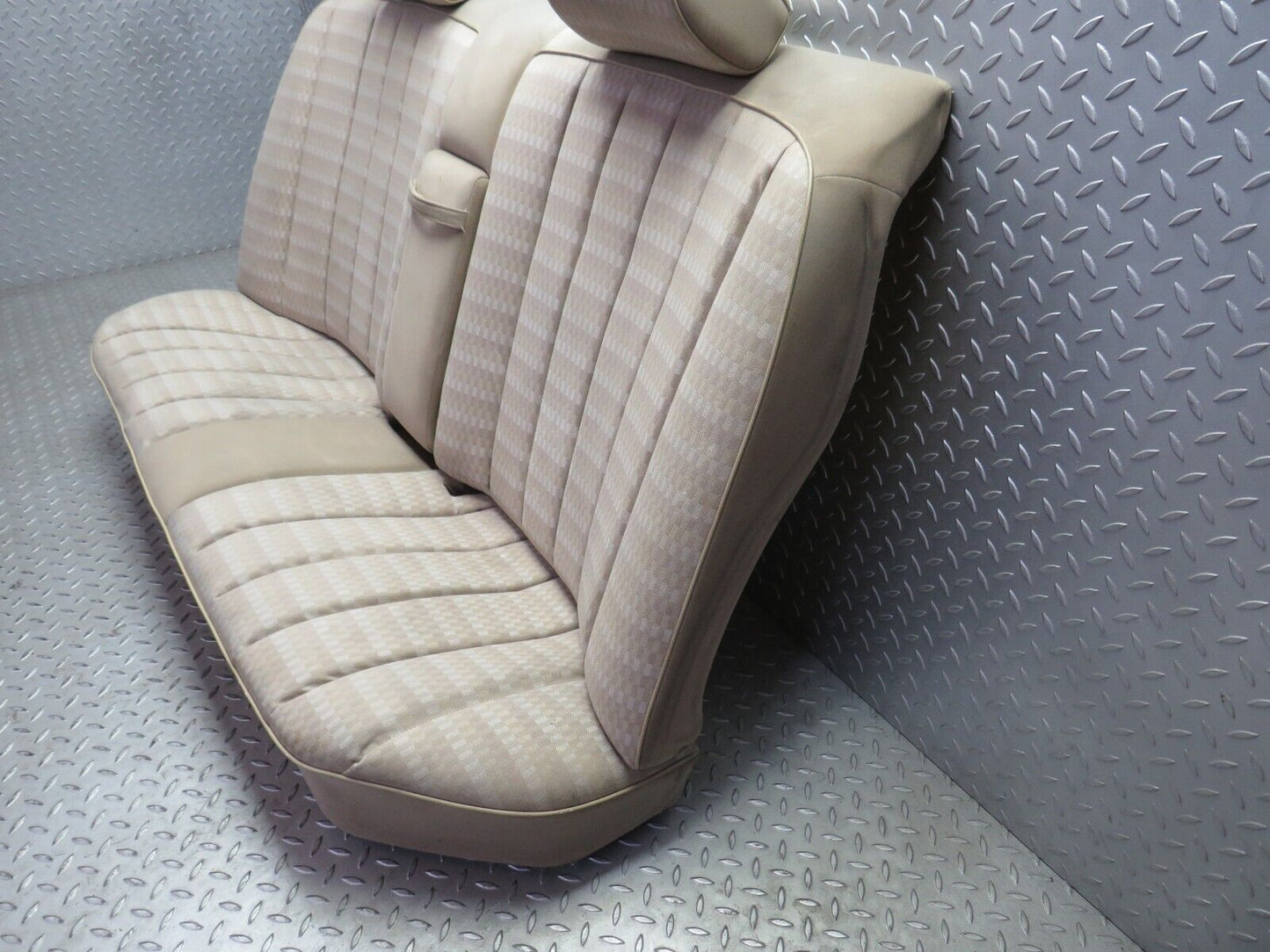 38813 Mercedes-Benz W201 190E 2.6L Rear Seat Beige