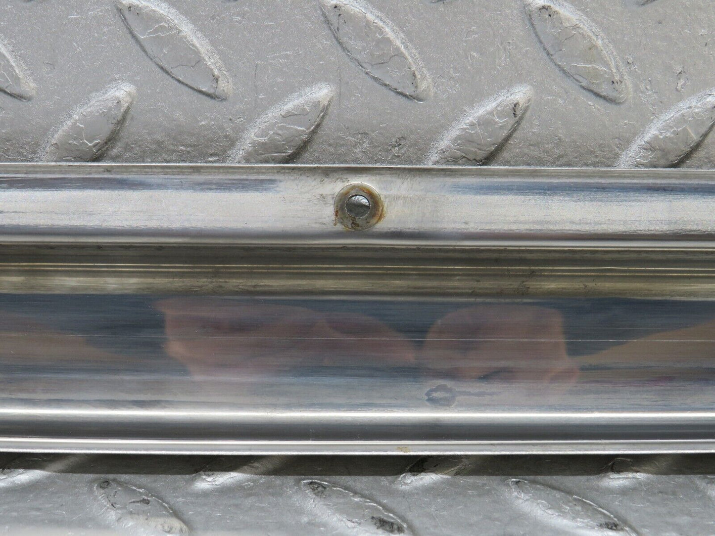 37384 Mercedes-Benz W109 300SEL Rear Left Door Sill Chrome