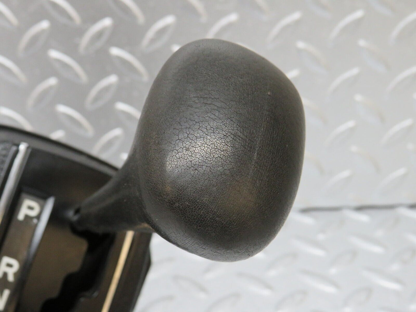 0134 Mercedes-Benz W116 350SE Automatic Gear Shift Selector