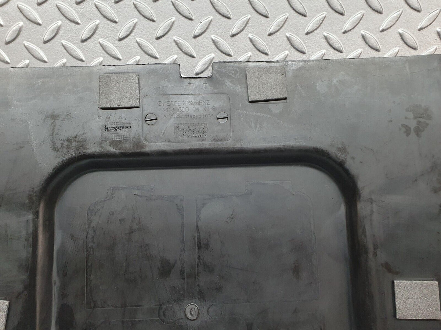 42110 Mercedes-Benz W202 C200 Trunk Rear Panel 2026900441