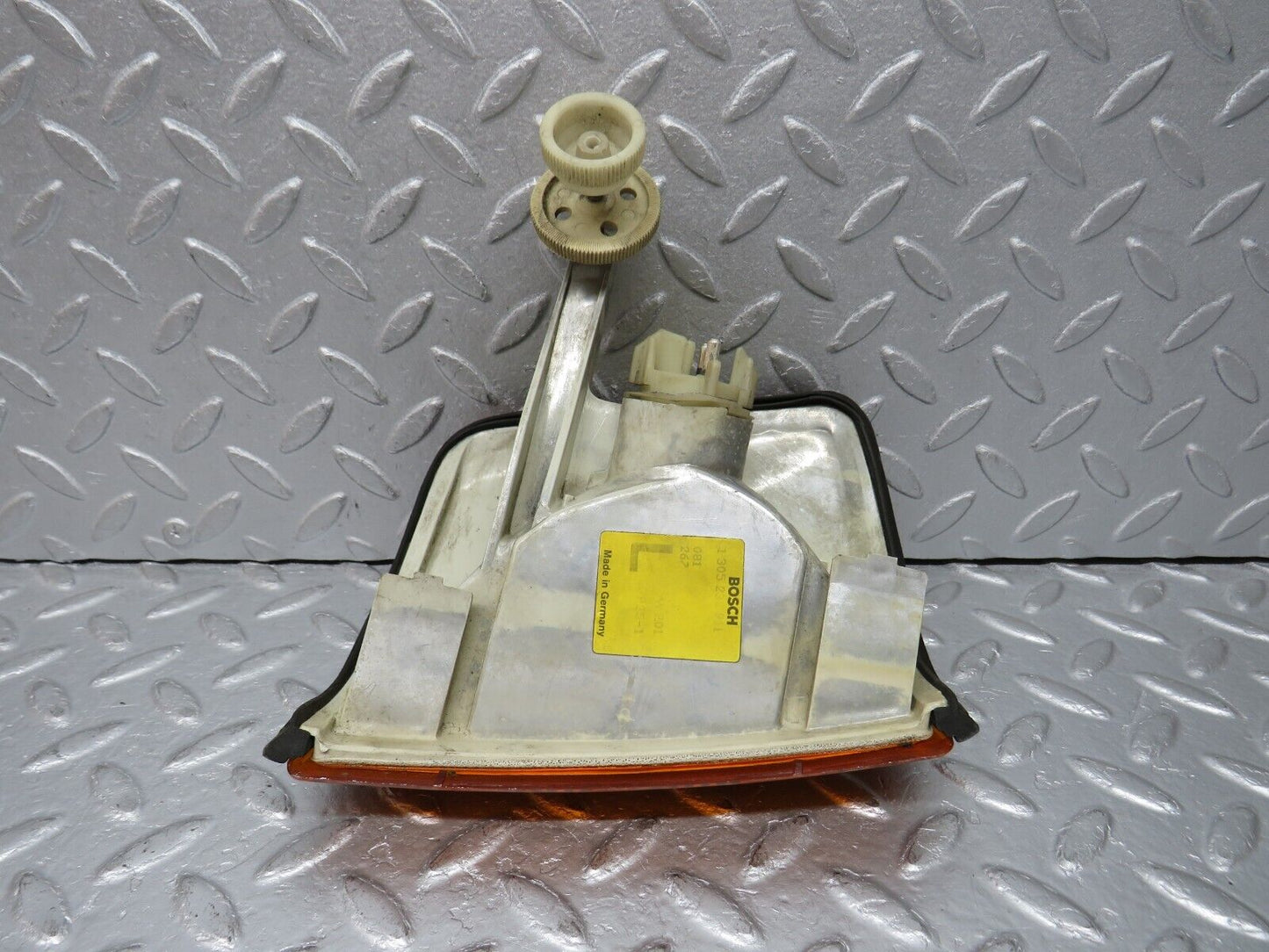 38844 Mercedes-Benz W201 190E Indicator Light Bosch Front Left 1305232911