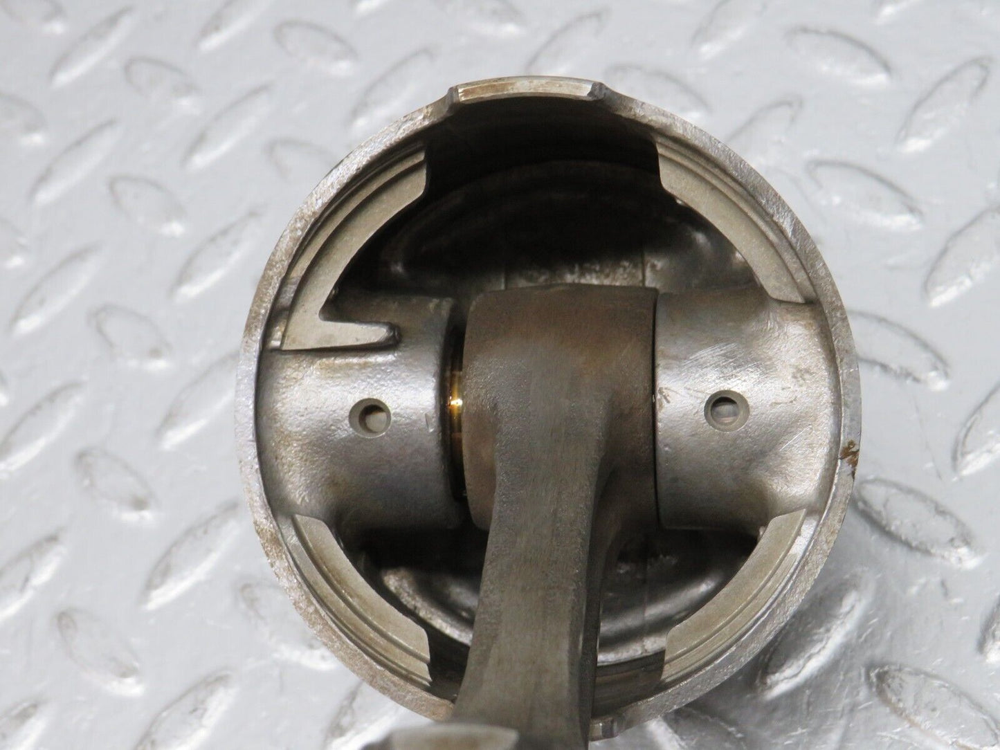 32775 Mercedes-Benz C107 R107 350 V8 Piston With Connecting Rod 92mm 11607