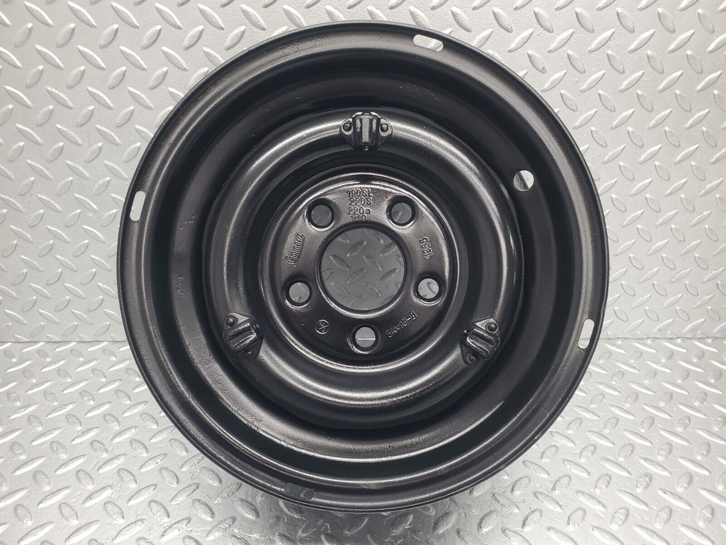 46127 Mercedes-Benz 190SL Steel Wheel 5Kx13-B