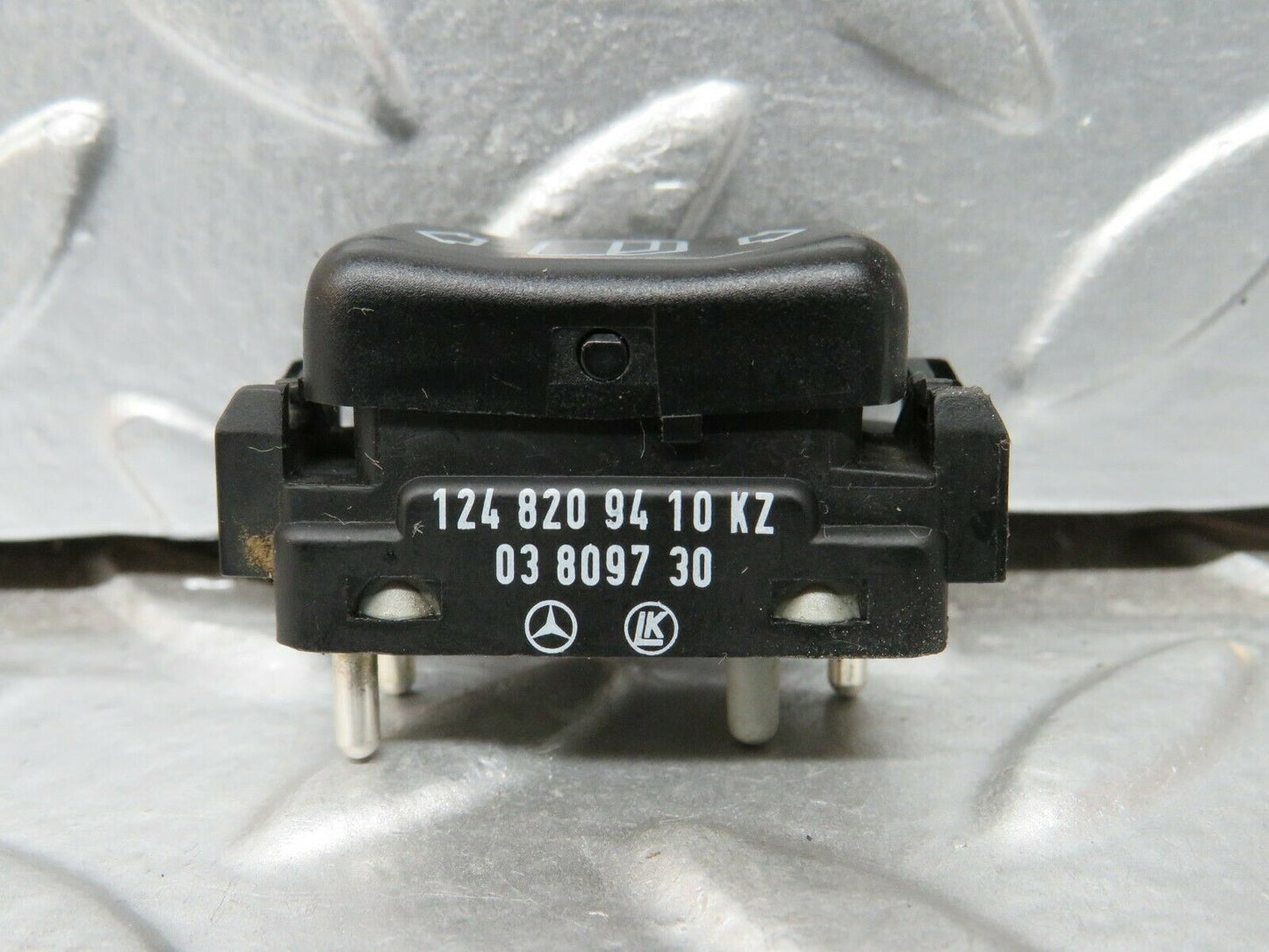 24286 Mercedes-Benz S124 220TE Right Electric Window Switch  1248209410