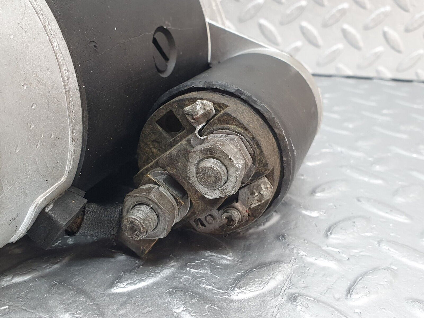 43739 Mercedes-Benz W115 220D Starter Motor Bosch 0001362047 0331402501